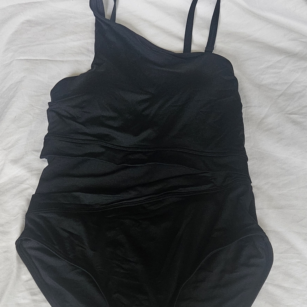 Lands' End Wmn's 8 One Shoulder High Leg Shine Shirred One Piece Swimsuit Black - Picture 3 of 8